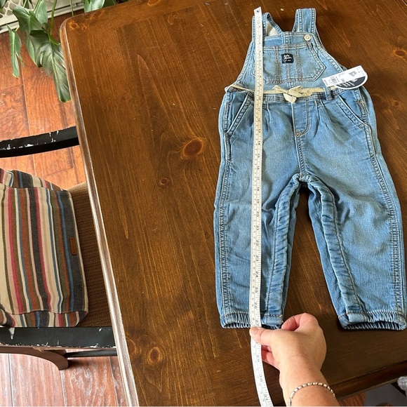 OshKosh Girl Denim Overalls. Size 24 months. - Picture 10 of 13